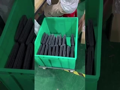 पानी प्रतिरोधी ऑक्सफोर्ड वस्त्र 200W फोल्डिंग सौर पैनल चार्जर आउटडोर उत्साही के लिए