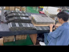 28W सौर तह बैग आउटडोर साइकिल चलाने के लिए पनरोक पर्वतारोहण के लिए