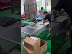 जलरोधक ईटीएफई सतह और 23.5% तक सौर पैनल दक्षता के साथ डबल फोल्ड सोलर चार्जर