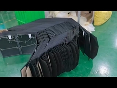 4 फोल्ड करने योग्य सोलर चार्जर के साथ अनफोल्ड आकार 1670*500*5 मिमी वाटरप्रूफ IP65