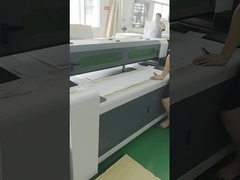 पोर्टेबल ऑक्सफोर्ड टेक्सटाइल फोल्डेबल सोलर चार्जर 200W फोल्डेबल सोलर पैनल